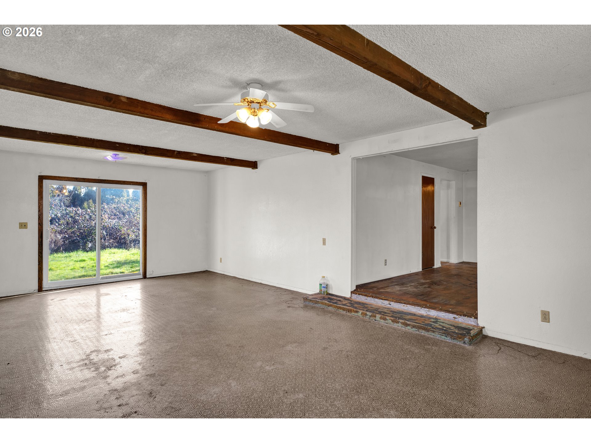 3307 Arrowhead Street Eugene, OR 97404 - Photo 25 of 46 a view of an empty room and window