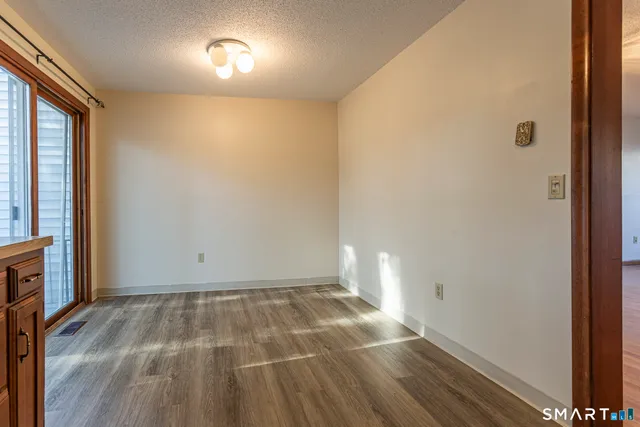 $2,350 | 11 St Marc Circle, Unit O, South Windsor, CT 06074