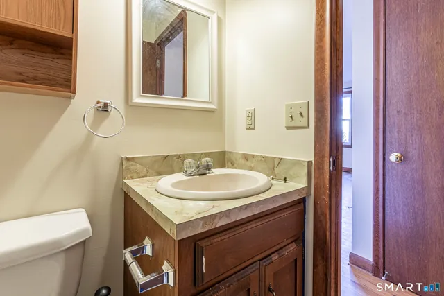 $2,350 | 11 St Marc Circle, Unit O, South Windsor, CT 06074