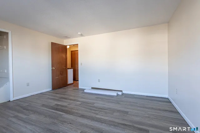 $2,350 | 11 St Marc Circle, Unit O, South Windsor, CT 06074