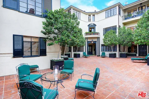 $7,500 | 149 South Rodeo Drive, Beverly Hills, CA 90212