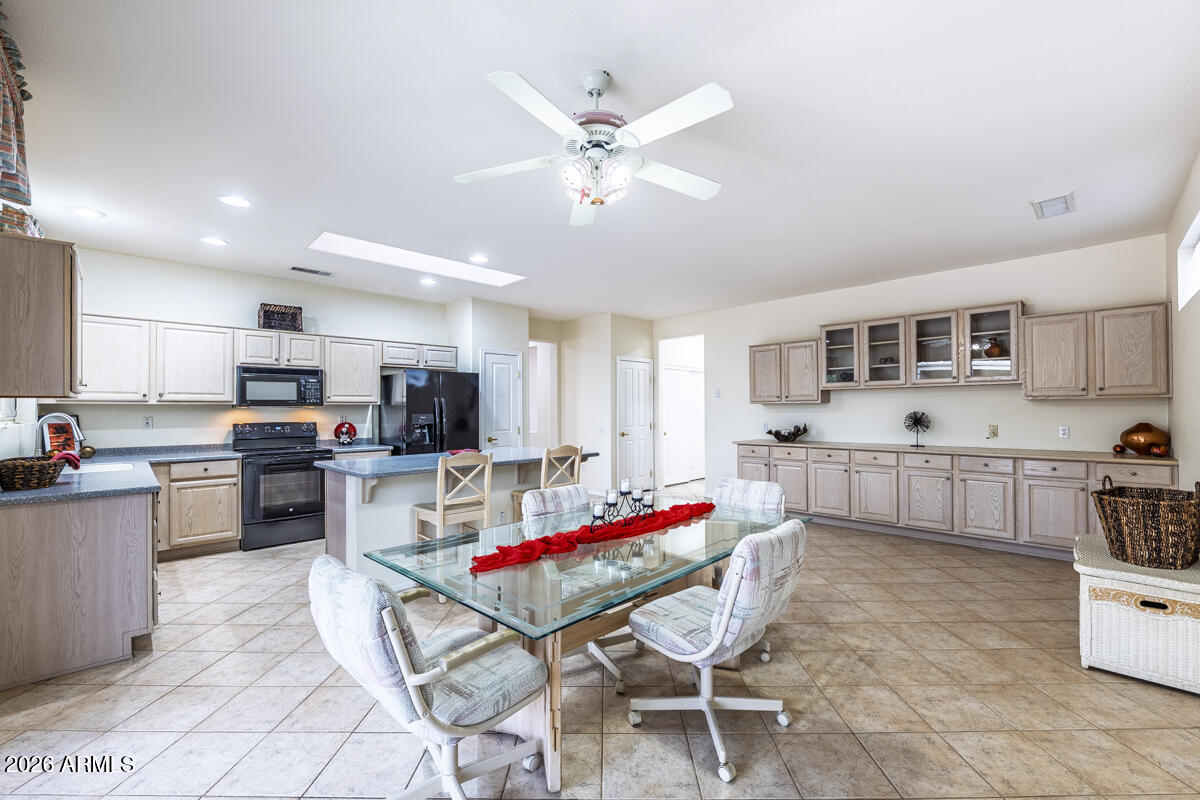 16024 West Rio Verde Court Surprise, AZ 85374 - Photo 12 of 30 Dining