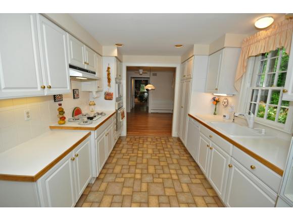 108 Madbury Road Durham, NH 03824 - Photo 8 of 36