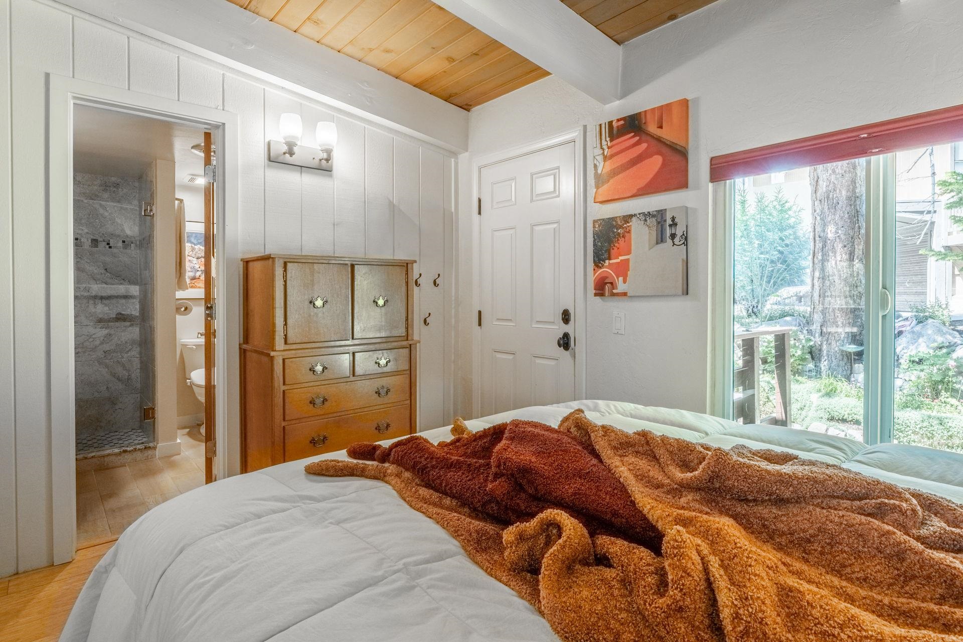 50 Hidden Valley Road, Unit 16 Mammoth Lakes, CA 93546 - Photo 19 of 58