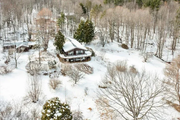 $425,000 | 7677 Chester A Arthur Road, Enosburg Falls, VT 05450