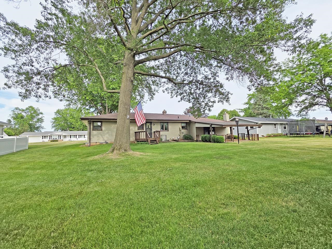 751 North Wright Road Janesville, WI 53546 - Photo 36 of 43