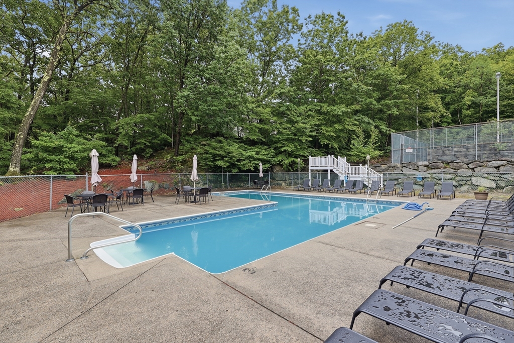 330 Sunderland Road, Unit 7 Worcester, MA 01604 - Photo 19 of 24
