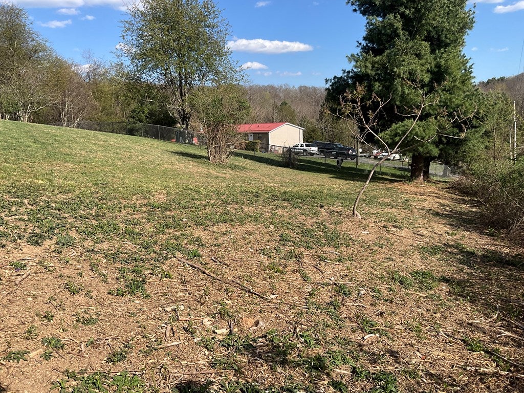184 Pack Street Cool Ridge, WV 25825 - Photo 4 of 23 Gallery Image 4
