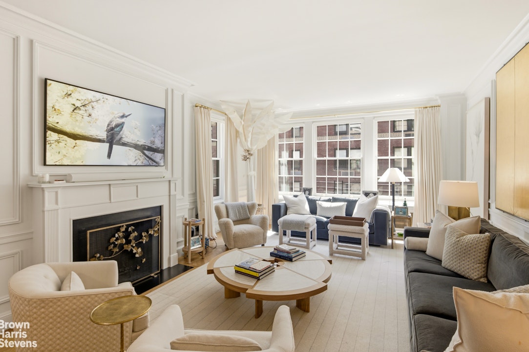 1088 Park Avenue, Unit 12A Manhattan, NY 10128 - Photo 3 of 20 Gallery Image 3