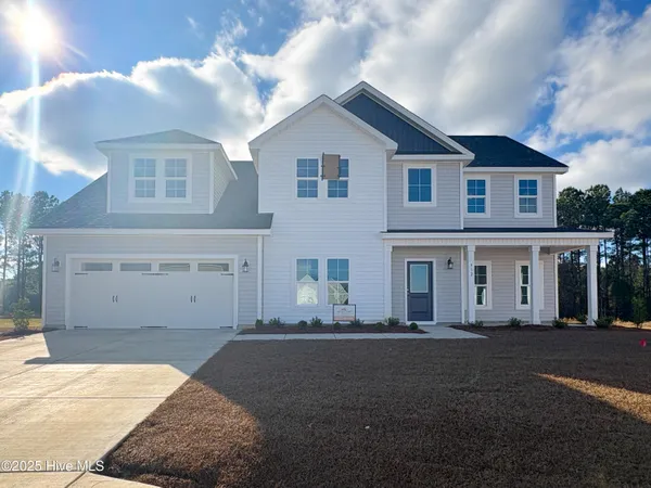 $479,900 | 912 Wild Azalea Way, Hubert, NC 28539