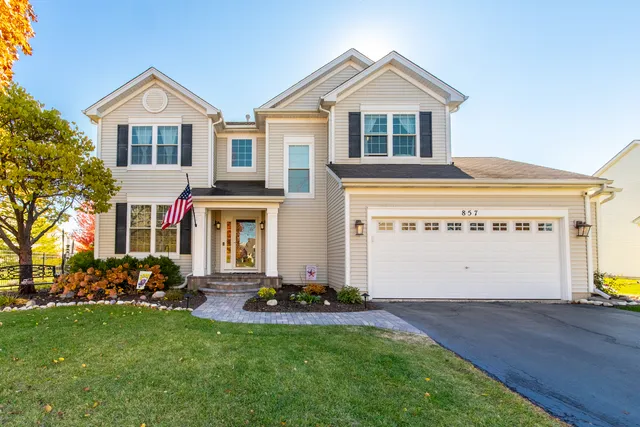 $489,000 | 857 Great Falls Drive, Volo, IL 60073