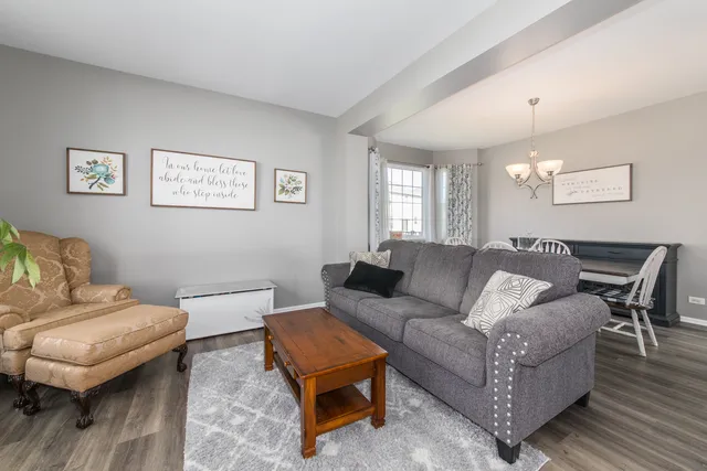 $489,000 | 857 Great Falls Drive, Volo, IL 60073