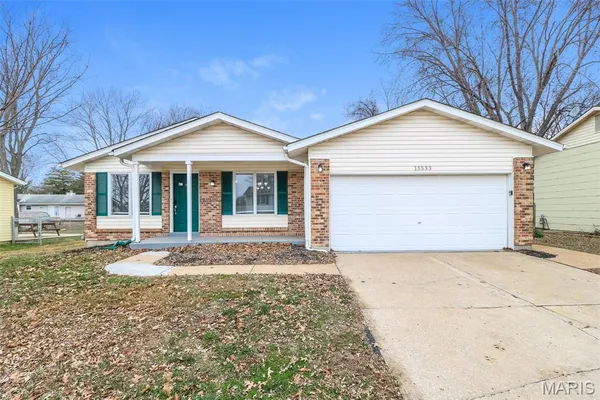 $2,155 | 15533 Ninety-Seventh Avenue, Florissant, MO 63034