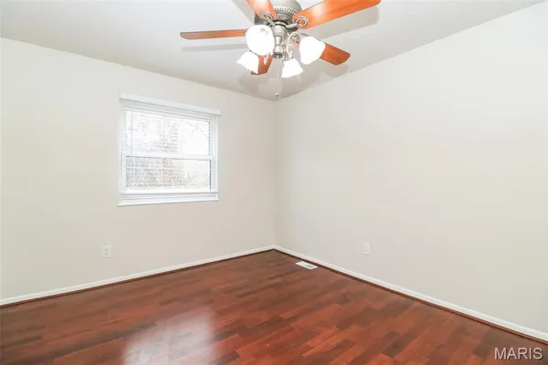 $2,155 | 15533 Ninety-Seventh Avenue, Florissant, MO 63034