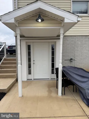 $1,750 | 13226 Back Creek Valley Road, Hedgesville, WV 25427