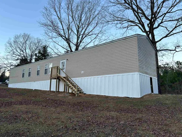 $129,900 | 1505 Oak Hill Road, Bolivar, TN 38008