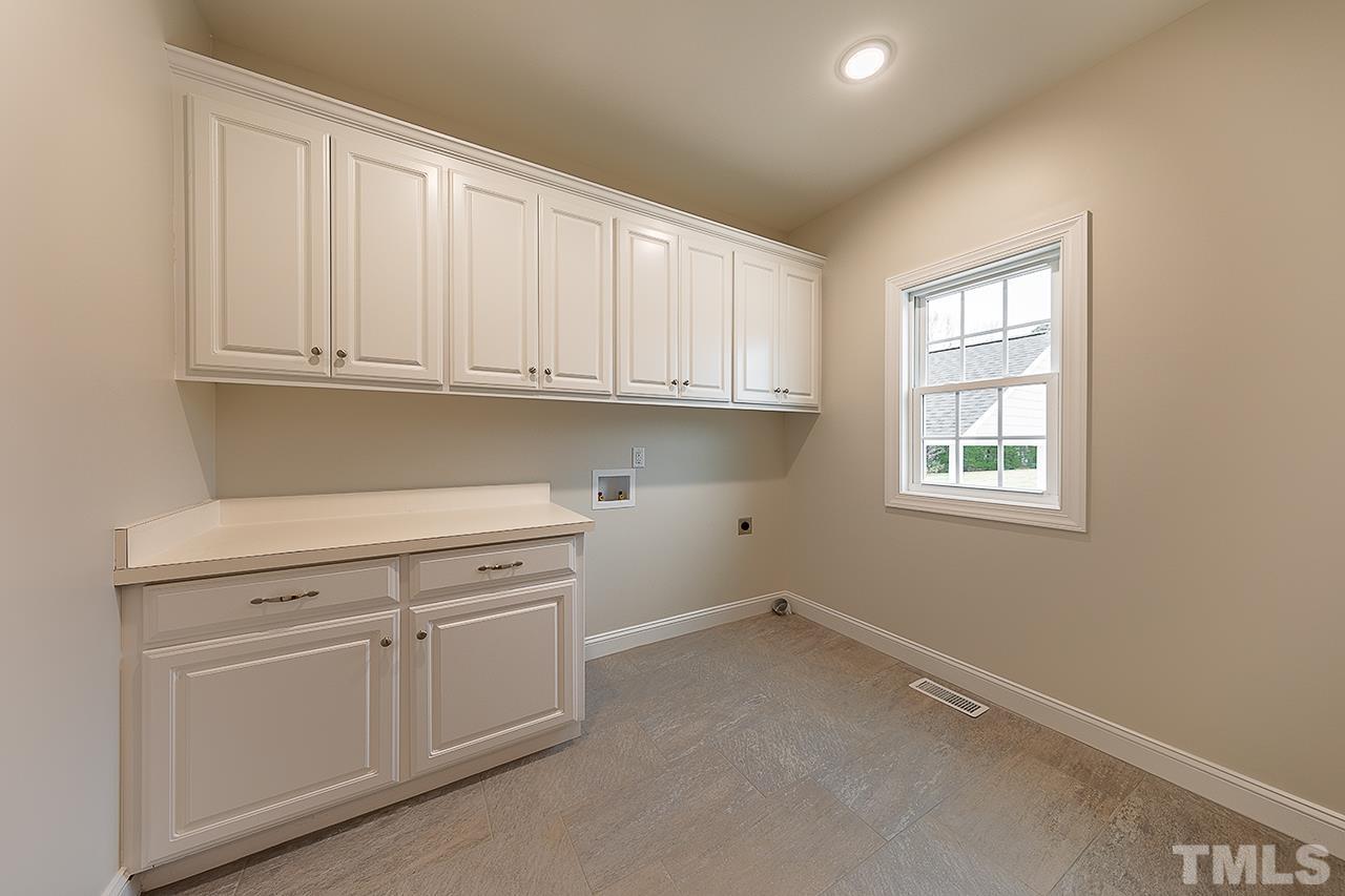L9 Harvest Rdg Road Battleboro, NC 27809 - Photo 16 of 18 a view of cabinets and window