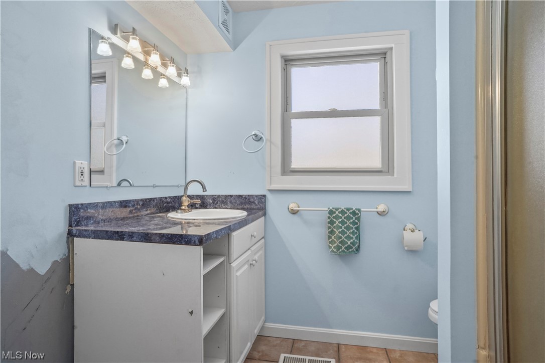 1481 Bell Road Chagrin Falls, OH 44022 - Photo 18 of 37 Gallery Image 18