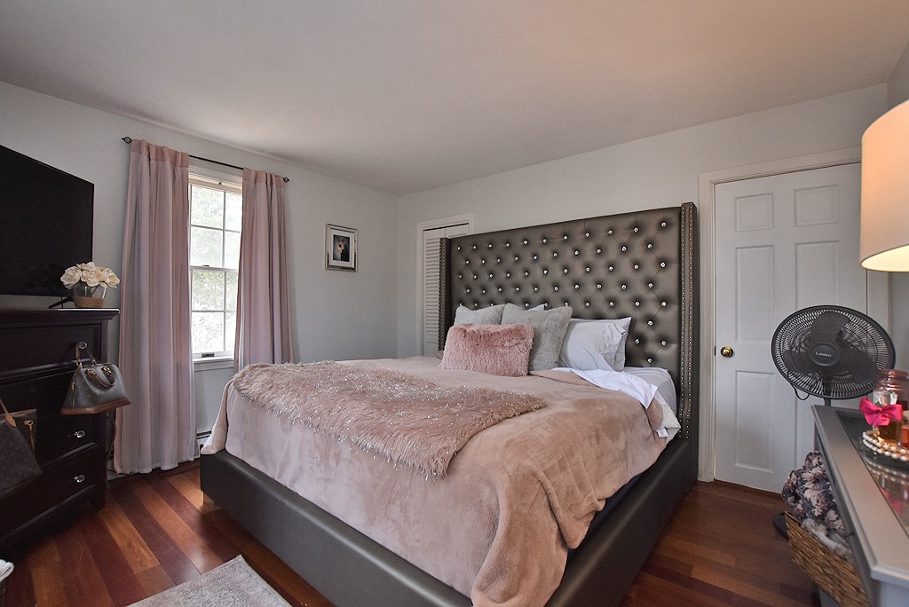 328 Snake Hill Road Glocester, RI 02857 - Photo 8 of 14