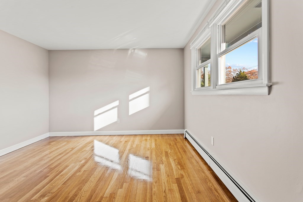 25 Westfield Road Attleboro, MA 02703 - Photo 16 of 29 Gallery Image 16