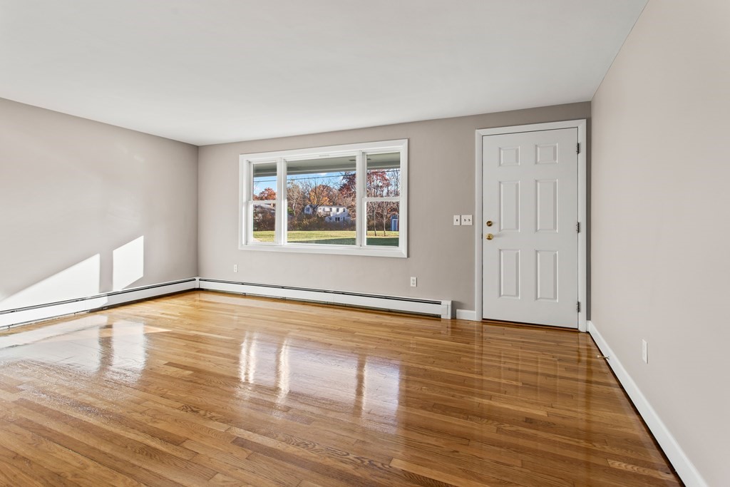 25 Westfield Road Attleboro, MA 02703 - Photo 4 of 29 Gallery Image 4