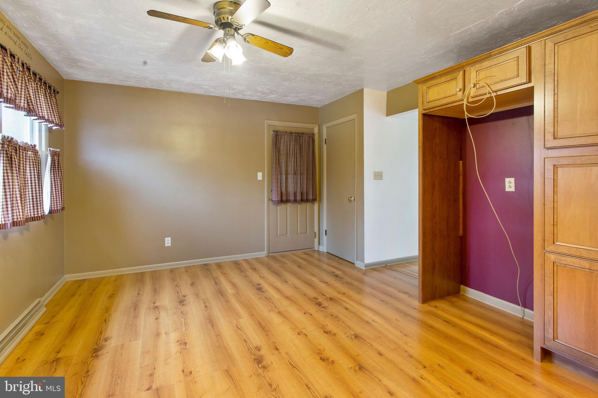 5229 Admire Road Thomasville, PA 17364 - Photo 11 of 37 Gallery Image 11