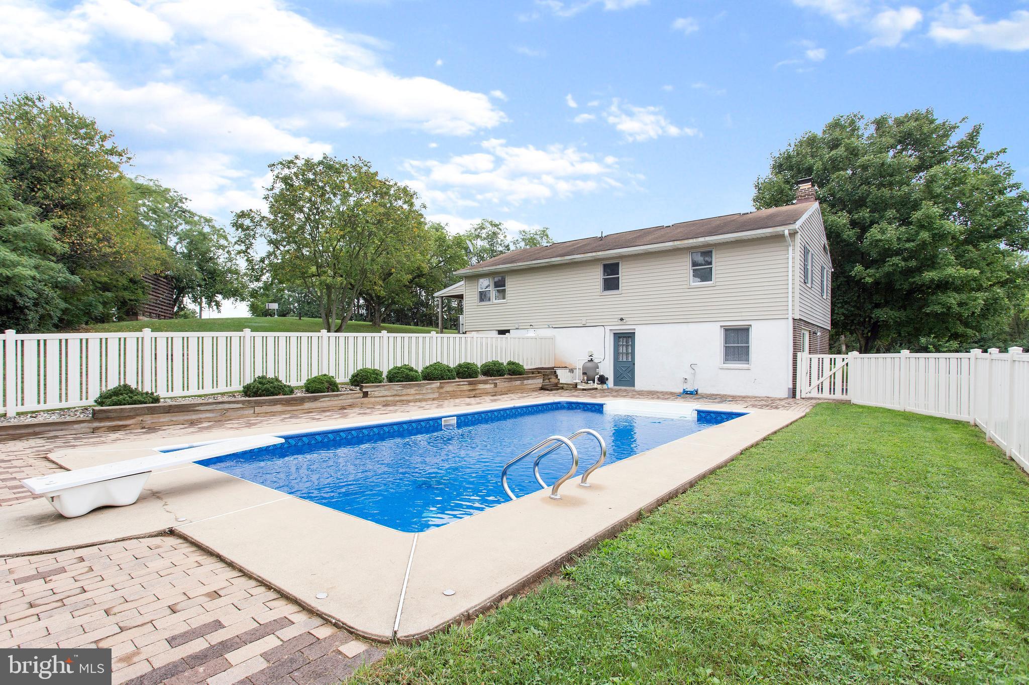 5229 Admire Road Thomasville, PA 17364 - Photo 27 of 37 Gallery Image 27