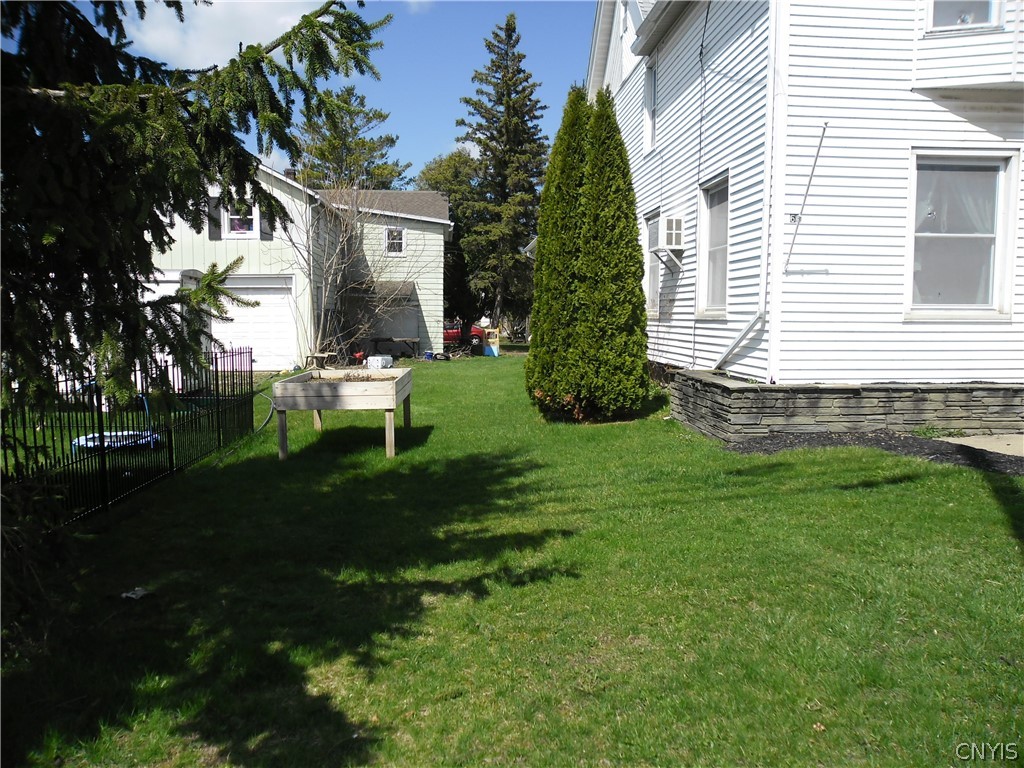 61 Border City Road Waterloo, NY 14456 - Photo 5 of 22 Sideview of home on Border City Road Side