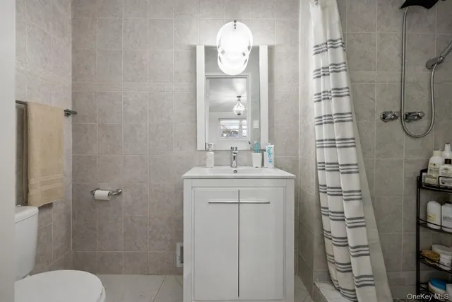 $1,275,000 | 1016 Westwood Road, Woodmere, NY 11598