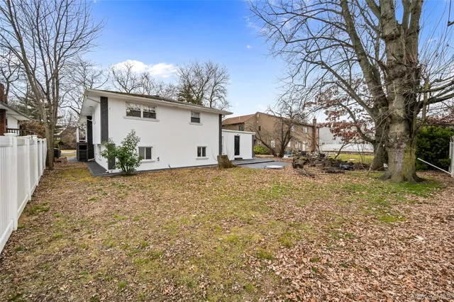 $1,275,000 | 1016 Westwood Road, Woodmere, NY 11598