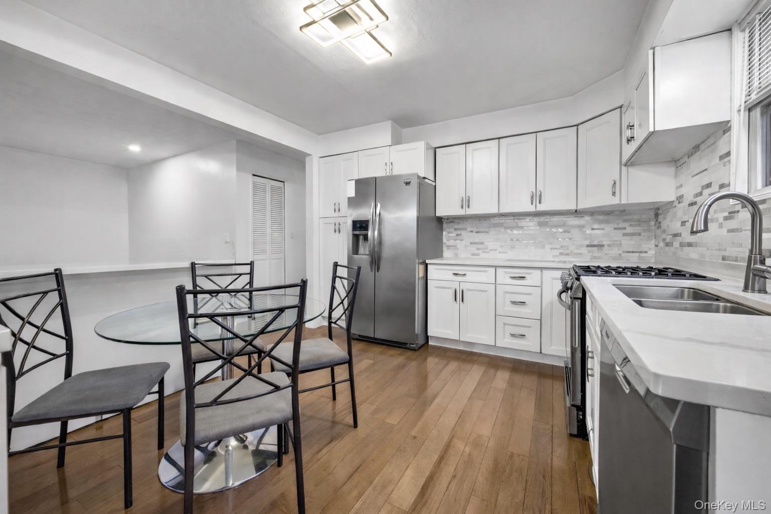 1016 Westwood Road Woodmere, NY 11598 - Photo 6 of 23