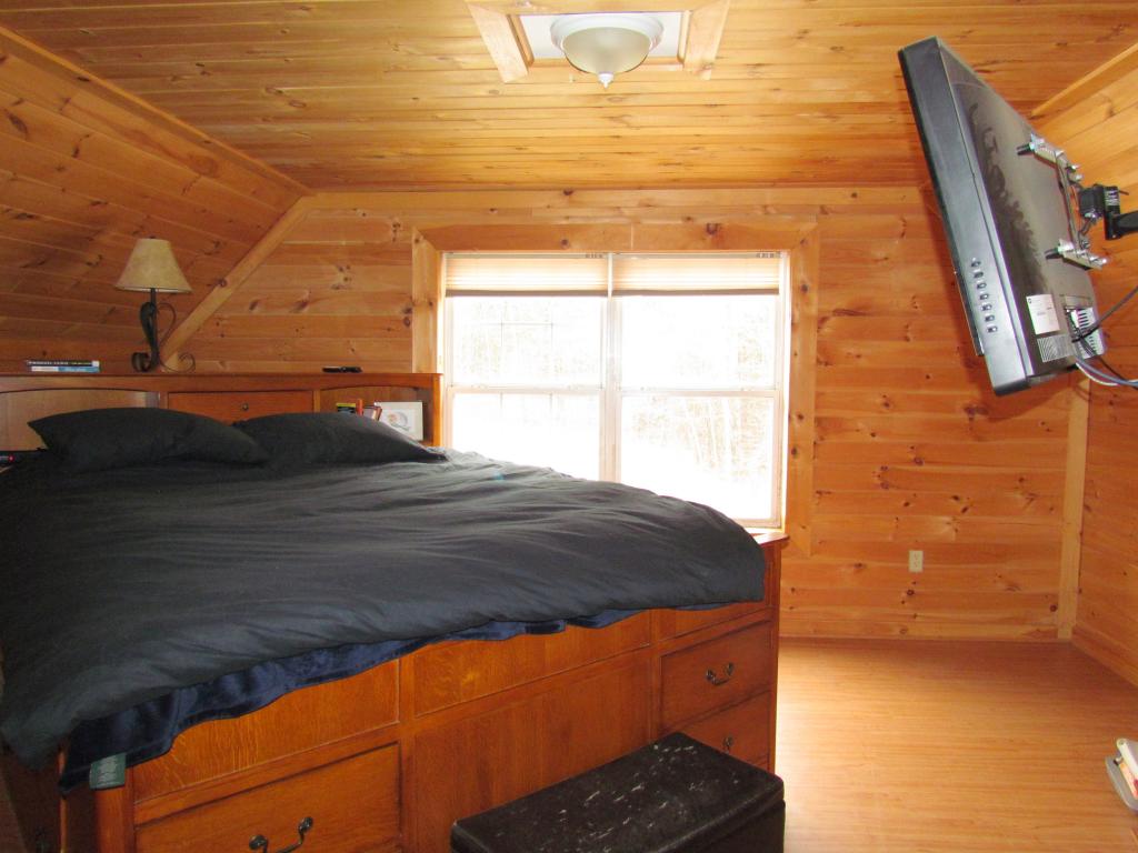 24 Country Lane Swanton, VT 05478 - Photo 19 of 24 Gallery Image 19