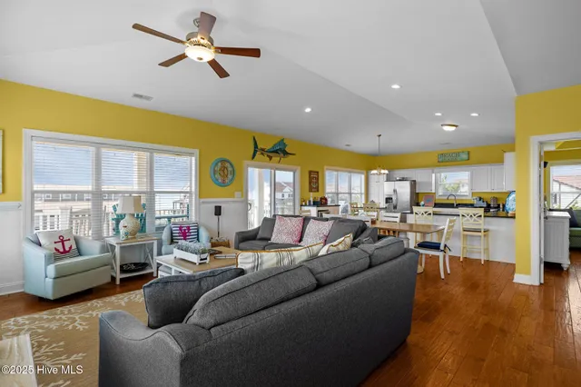 $1,895,000 | 2414 Ocean Drive, Emerald Isle, NC 28594