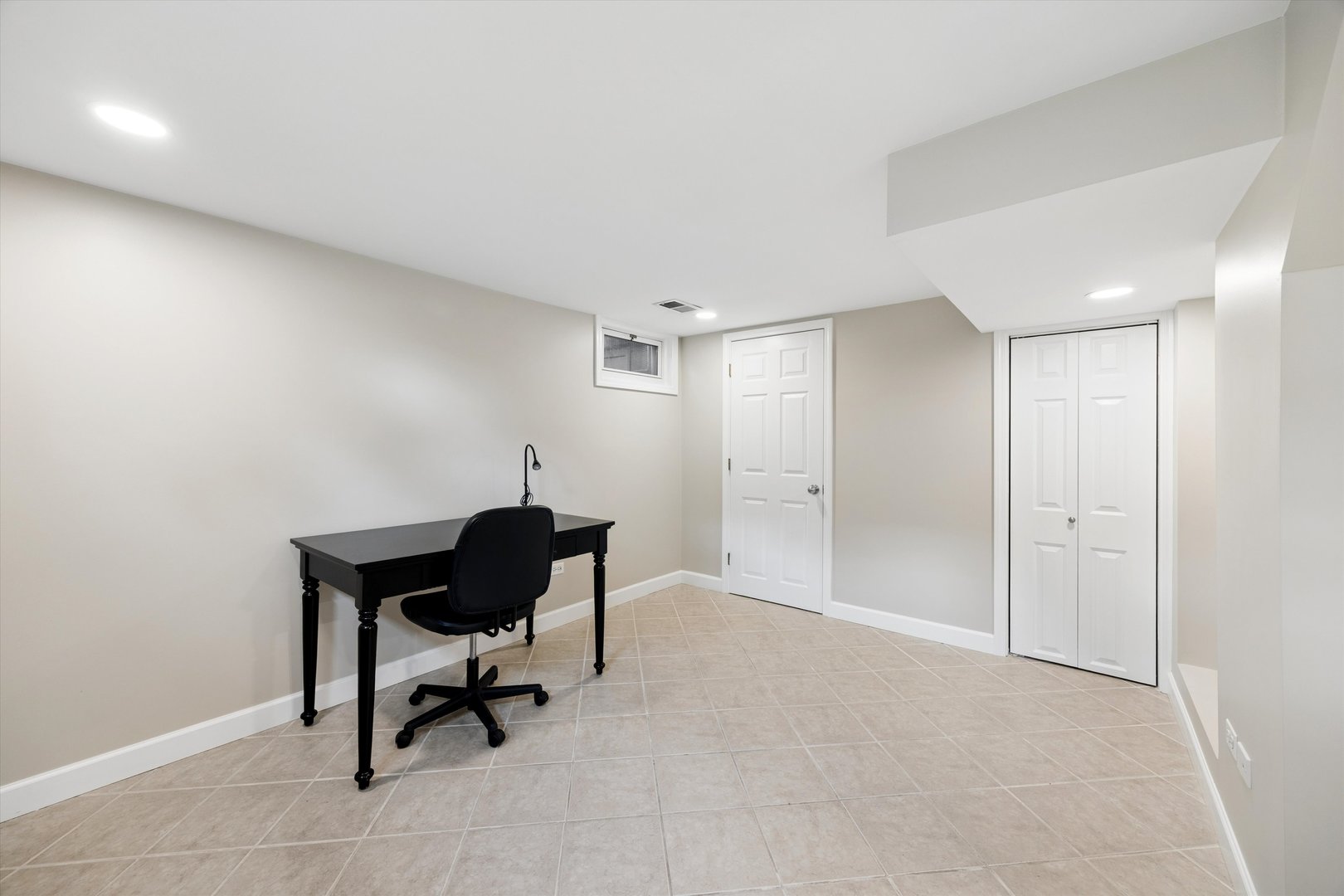 5949 Dunham Road Downers Grove, IL 60516 - Photo 20 of 26