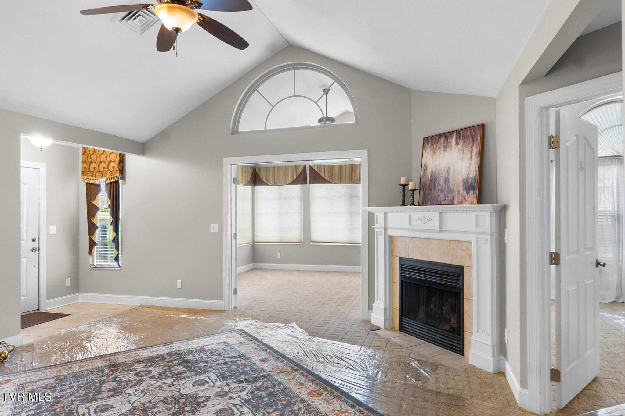 1684 Hatterdale Farm Road, Unit B Blountville, TN 37617 - Photo 7 of 49 DSC07186