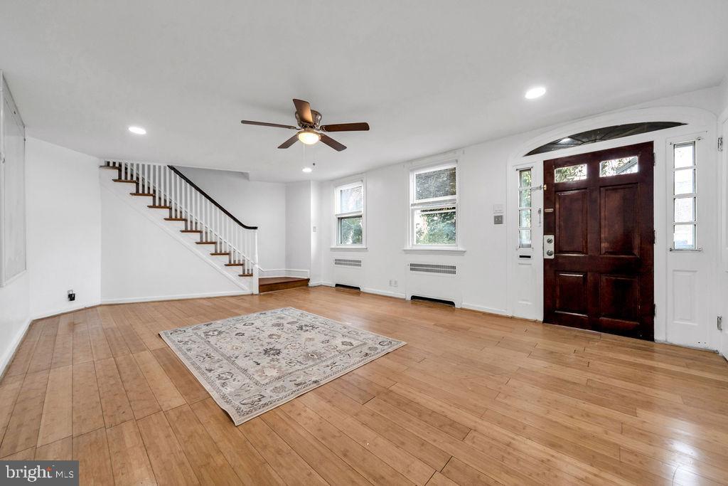 334 Wiltshire Road Upper Darby, PA 19082 - Photo 3 of 25 Gallery Image 3