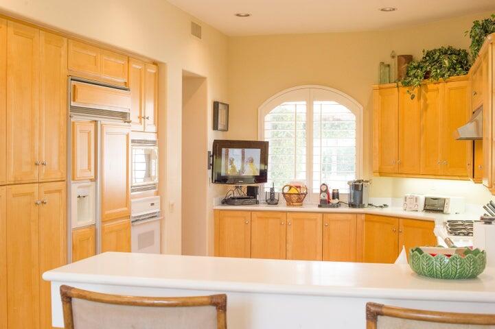 79695 Mandarina La Quinta, CA 92253 - Photo 3 of 11 Mandarina Kitchen