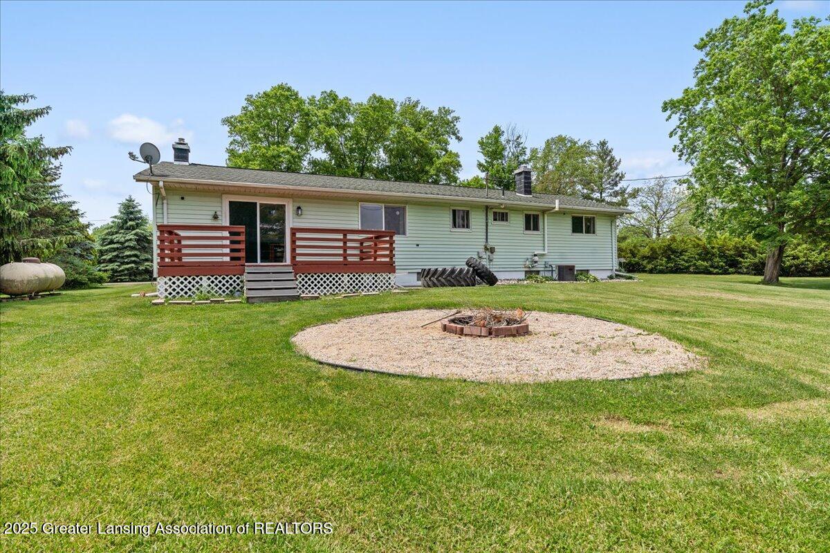 1941 South Royston Road Eaton Rapids, MI 48827 - Photo 29 of 38 35-Media Jett - 10
