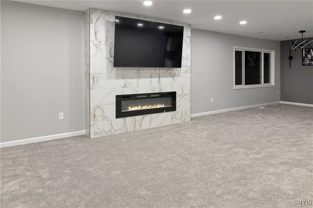 $314,999 | 219 Barrington Road, Syracuse, NY 13214