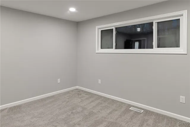 $314,999 | 219 Barrington Road, Syracuse, NY 13214