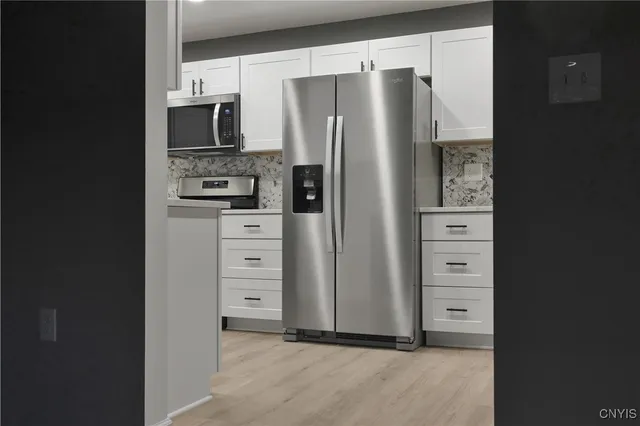 $314,999 | 219 Barrington Road, Syracuse, NY 13214