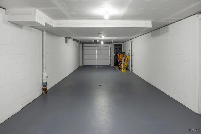 $314,999 | 219 Barrington Road, Syracuse, NY 13214