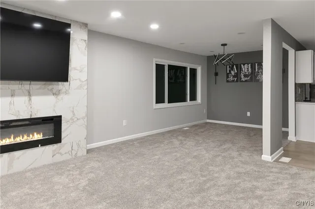 $314,999 | 219 Barrington Road, Syracuse, NY 13214