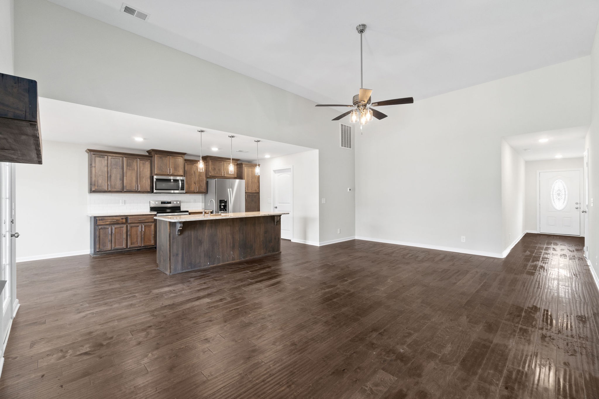 830 Butts Road Clarksville, TN 37042 - Photo 5 of 22 Gallery Image 5