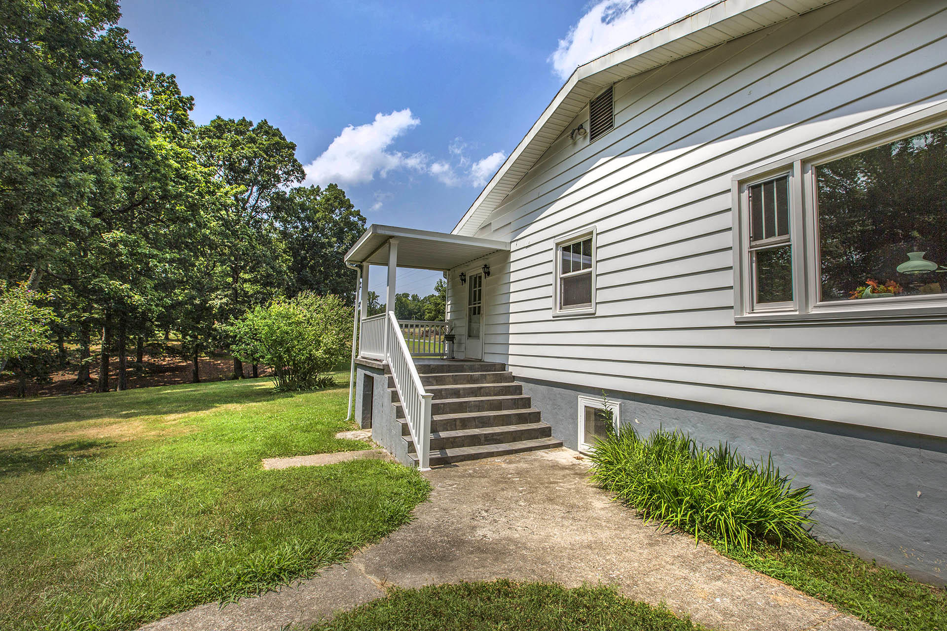 9606 Dickerson Mill Road Moneta, VA 24121 - Photo 19 of 25 Covered Side Porch