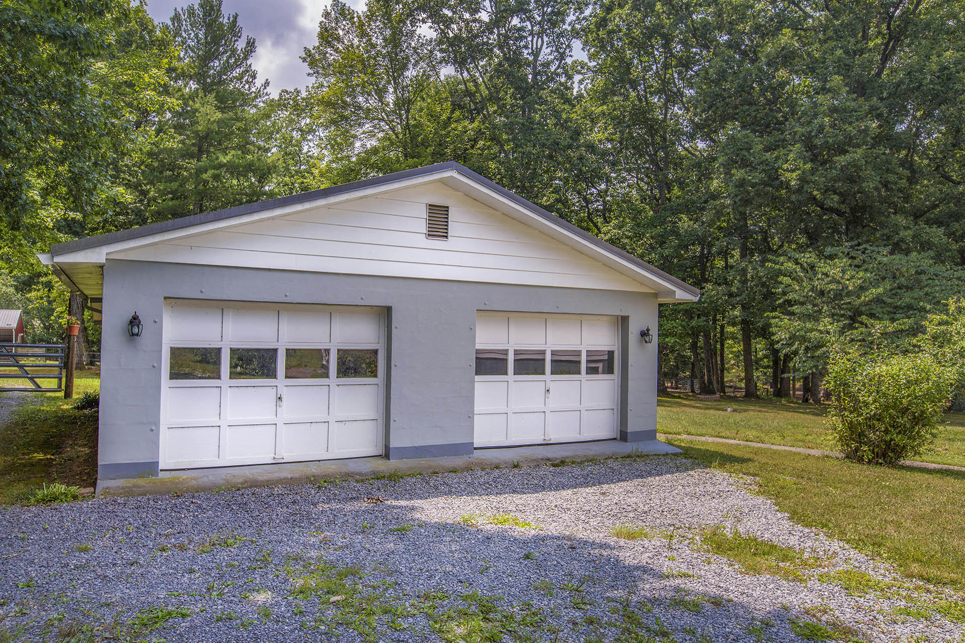 9606 Dickerson Mill Road Moneta, VA 24121 - Photo 22 of 25 Detached Garage