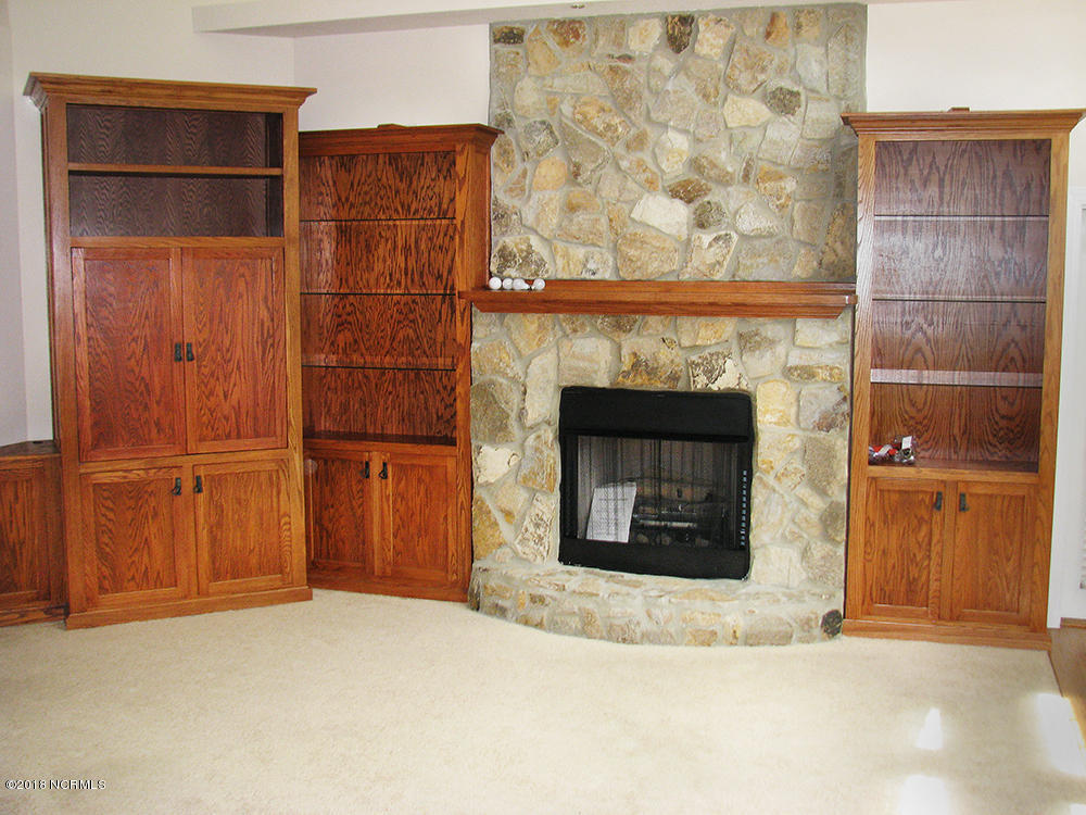 471 Genoe's Point Road Southwest Supply, NC 28462 - Photo 28 of 34 Geno LIVINGROOM 3