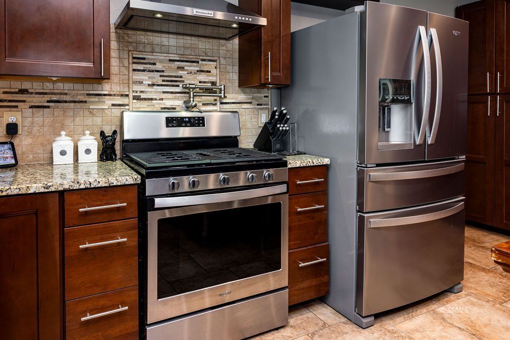 1227 Wayne Street Ridgecrest, CA 93555 - Photo 19 of 43 Gallery Image 19