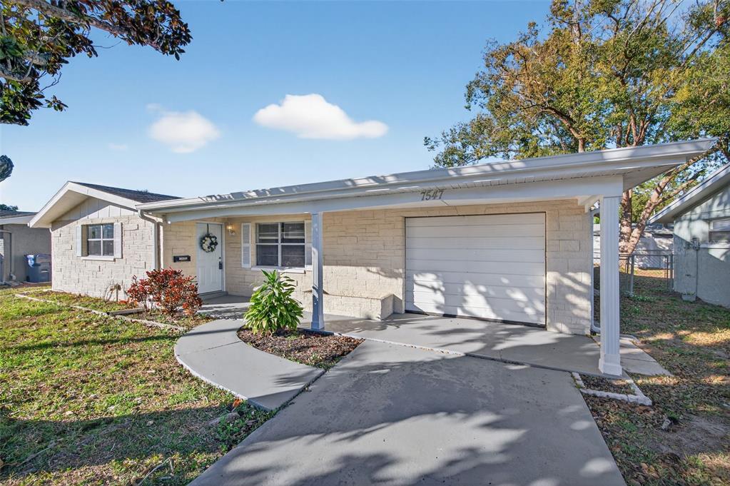 7547 Cumber Drive New Port Richey, FL 34653 - Photo 7 of 60