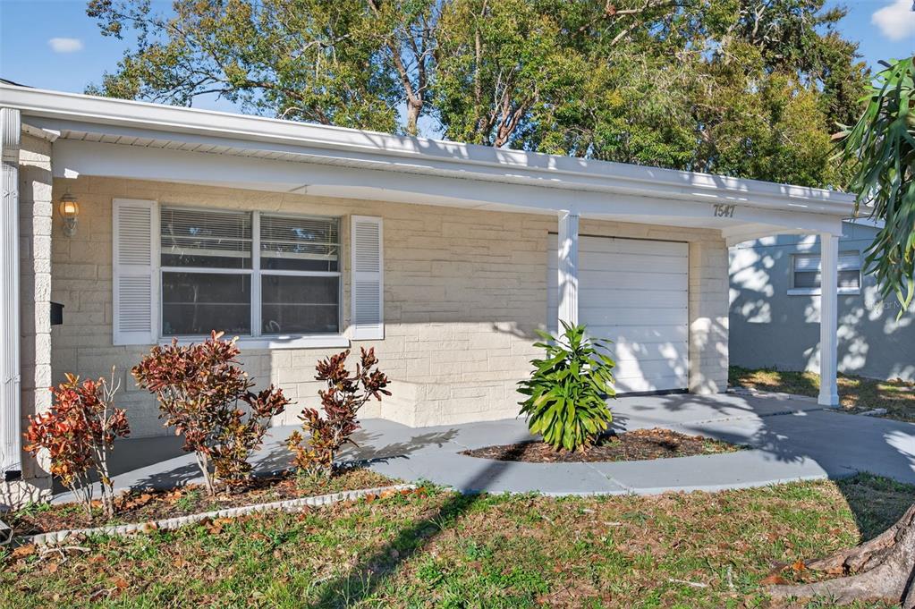 7547 Cumber Drive New Port Richey, FL 34653 - Photo 8 of 60